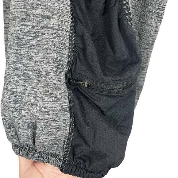 Lululemon Women’s Light It Up Back Pocket Tank in Grey/Black Size 6 - Picture 7 of 10